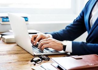 Rinnovo contratto statali, settimana corta, aumenti e più smart working: ecco cosa prevede