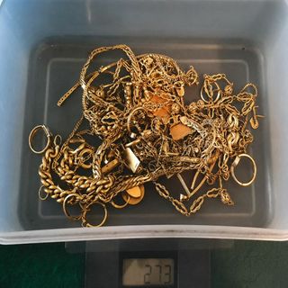 Contrabbando d’oro: 230 chili di vecchia gioielleria importati illegalmente in Svizzera