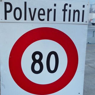 La qualità dell’aria del Canton Ticino supera i valori massimi: si interviene sin da oggi, e non solo sul traffico
