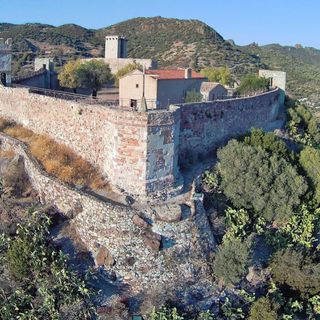 Percorsi autunnali: il Giro del Castello di Serravalle