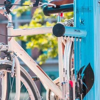 Otto colonnine per la ricarica delle e-bike a Locarno: le chiedono I Verdi del Locarnese
