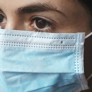 Nel Canton Ticino crescono i contagi: ecco le regole da seguire per cautelare sè stessi e gli altri