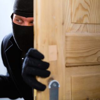 Tre &quot;topi d'appartamento&quot; romeni arrestati nel Locarnese