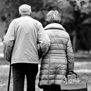 Chiasso vuole conoscere il grado di benessere dei suoi cittadini “Over 75” dopo la pandemia