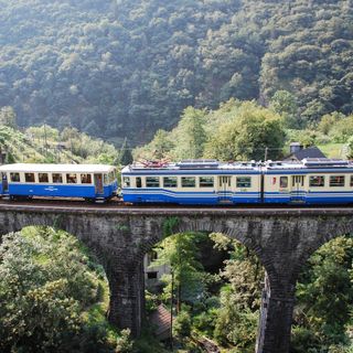 Locarno-Camedo: un viaggio nel tempo a bordo del treno storico