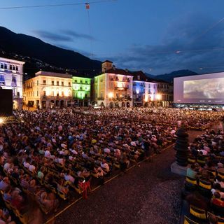 Locarno 78 al via: il cinema d’autore illumina la Piazza Grande