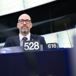 L'attenzione per i lavoratori oltre confine continua anche in Europa. Approvati miei emendamenti sul report per i lavoratori transfrontalieri