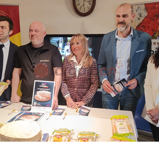 A Cavallermaggiore torna la Sagra del Gorgonzola DOP: undici giorni di gusto, musica e cultura (Foto e Video)