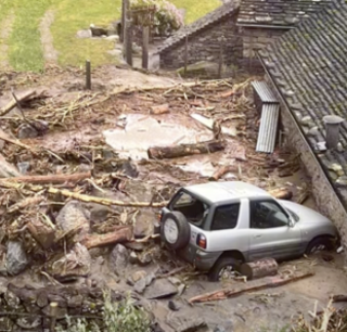 Maltempo in Vallemaggia: riprese oggi le ricerche delle persone ancora disperse nel fiume