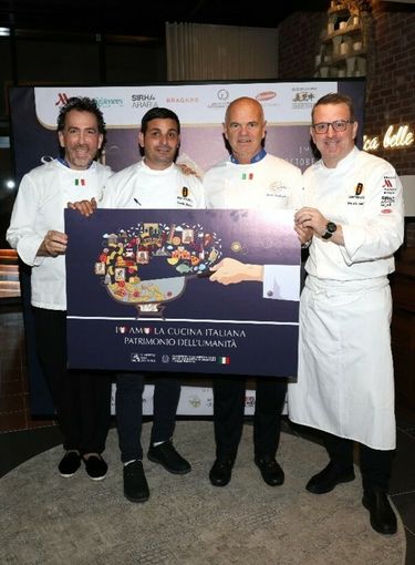 Grande successo a Riad per l’iniziativa a sostegno della candidatura della cucina italiana a patrimonio UNESCO Grande successo a Riad per l’iniziativa a sostegno della candidatura della cucina italiana a patrimonio UNESCO