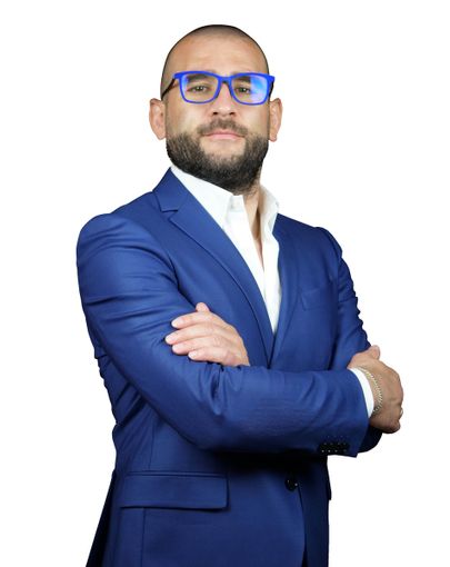 Prendere un'auto: qual è la migliore opzione dal punto di vista economico, di sostenibilità e di sicurezza?
