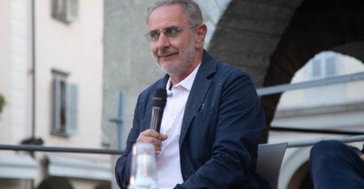 Beppe Gandolfo, corrispondente Mediaset: «Guardiamo ai giovani senza paragoni con il nostro passato» Beppe Gandolfo, corrispondente Mediaset: «Guardiamo ai giovani senza paragoni con il nostro passato»