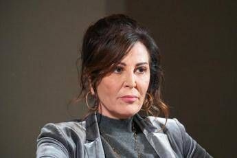 Governo, nuova grana Santanchè: Pd-M5S-Avs chiedono dimissioni ma Fratelli d'Italia resta garantista Governo, nuova grana Santanchè: Pd-M5S-Avs chiedono dimissioni ma Fratelli d'Italia resta garantista