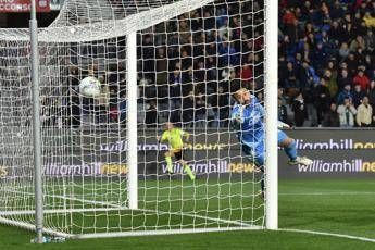 Fullkrug tocca di mano, Rabiot segna: gol annullato al Milan contro il Pisa Fullkrug tocca di mano, Rabiot segna: gol annullato al Milan contro il Pisa