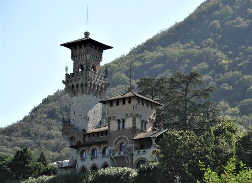 Il Castello di Lugano protagonista di un libro e di una mostra Il Castello di Lugano protagonista di un libro e di una mostra