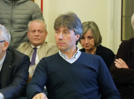 Barbazza contro la tassa della salute: “Colpiti i frontalieri per coprire i fallimenti dello Stato”