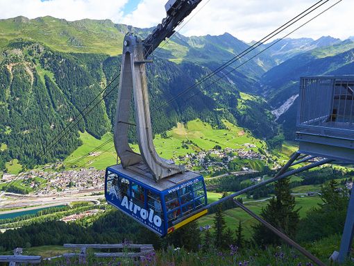Le Funivie Airolo-Pesciüm in versione estiva Le Funivie Airolo-Pesciüm in versione estiva