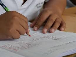 Disponibili i formulari per richiedere un aiuto allo studio per il prossimo anno scolastico