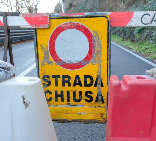 Chiusa per lavori per oltre 20 giorni via Scubiegh, nel quartiere Claro di Bellinzona