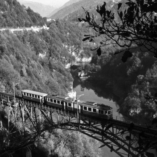 Un viaggio nel tempo a bordo del treno storico Locarno-Camedo