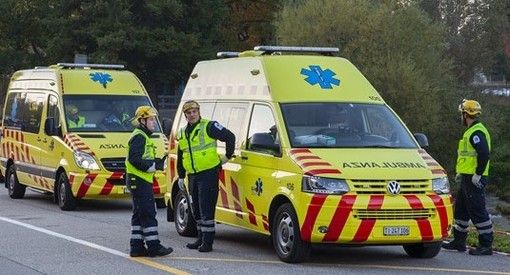 Scontro fra auto, incidente in Via San Gottardo