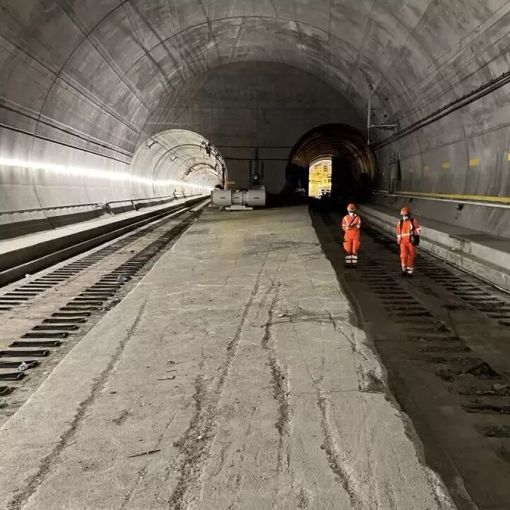 Galleria Gottardo, i treni circoleranno a pieno regime solo tra un anno