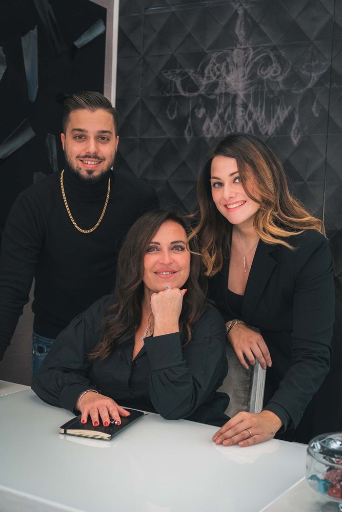 Different Class debutta alla Fashion Week di Parigi e  programma aperture in Francia e negli USA Different Class debutta alla Fashion Week di Parigi e  programma aperture in Francia e negli USA