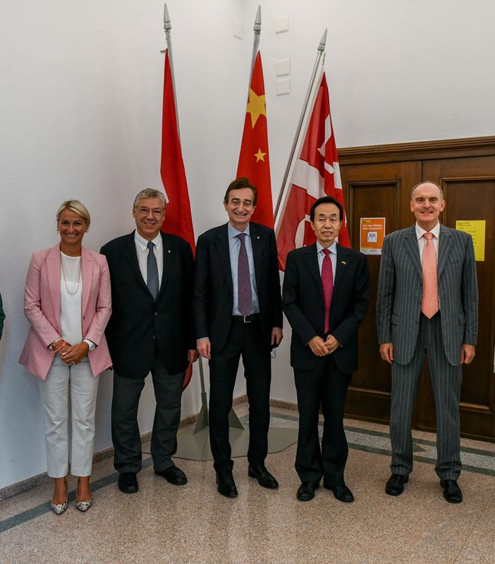 Lugano, ricevuto a Palazzo Civico l'ambasciatore cinese in Svizzera