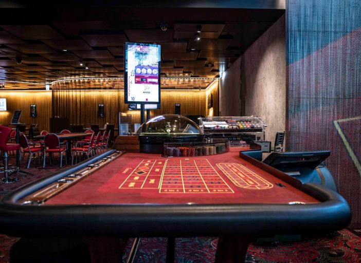 Nel 1804 a Lugano si giocava a “biribisso”, “bassetta” e dadi: oggi c'è uno splendido Casinò