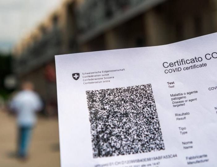 Nuove regole per l’entrata in Svizzera e per il rilascio del Green Pass alle persone vaccinate all’estero
