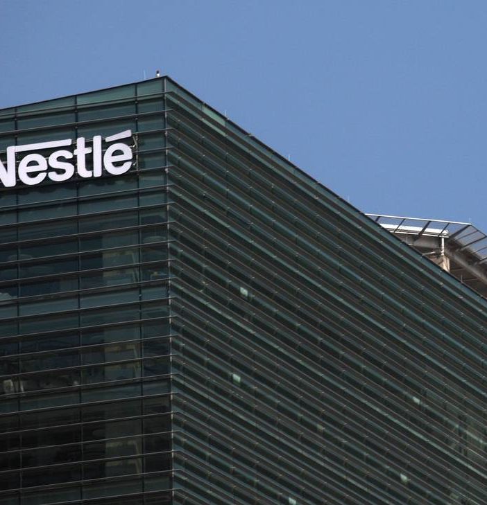 La multinazionale svizzera Nestlé nella top-5 mondiale dei più grandi produttori di inquinamento da plastica