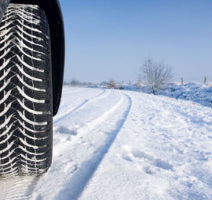 Svizzera: pneumatici da neve non obbligatori, ma…