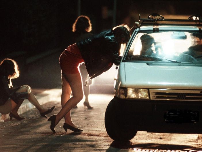 Il &quot;no&quot; alla prostituzione in Svizzera ha avuto più conseguenze negative che effetti positivi