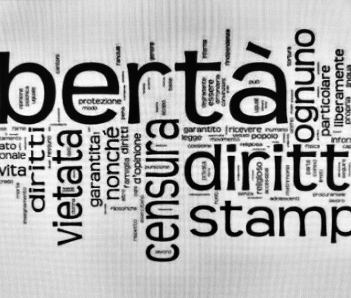 La libertà di stampa nella Confederazione è &quot;piuttosto buona&quot;, ma la Svizzera perde posizioni nella classifica dei Paesi più virtuosi in materia