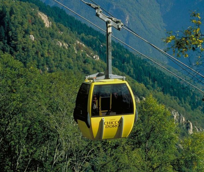 La Funivia Pizzo di Claro