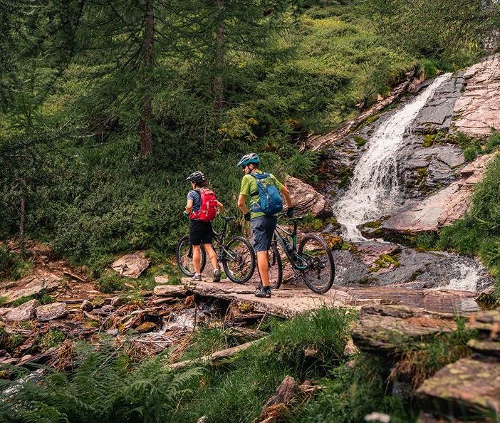 Valle Malvaglia Bike, dopo aver raggiunto Drago con la filovia o in auto