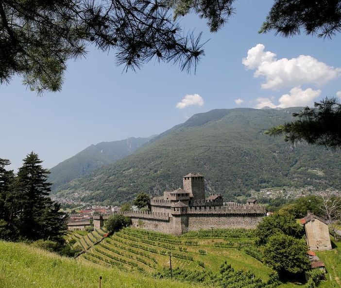 Percorsi autunnali: le colline fortificate di Bellinzona