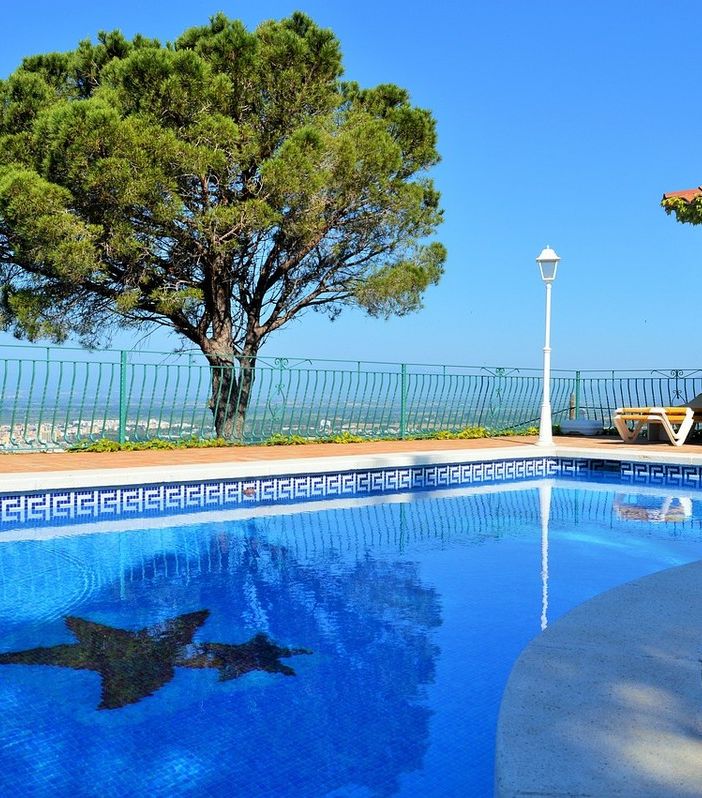 Copertura per piscine: che cosa sono, come sono fatte e a che cosa servono