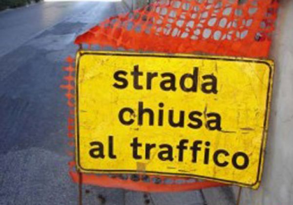 Chiusa per lavori di pavimentazione la strada cantonale a Melide