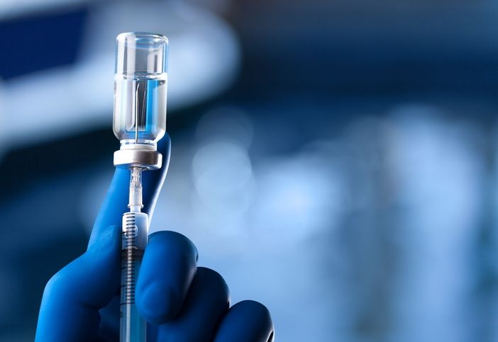 Covid 19: la vaccinazione di richiamo per tutti aumenta la protezione e frena la diffusione del virus