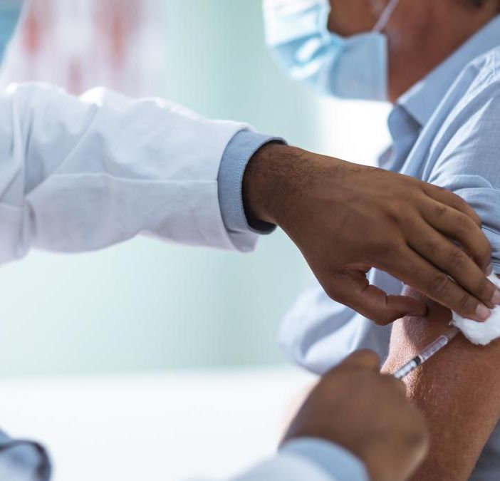 Swissmedic approva l’estensione della terza dose del vaccino  a tutte le persone di età pari o superiore ai 16 anni