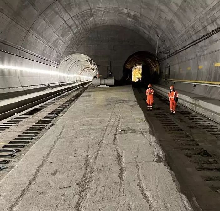 Galleria Gottardo, i treni circoleranno a pieno regime solo tra un anno