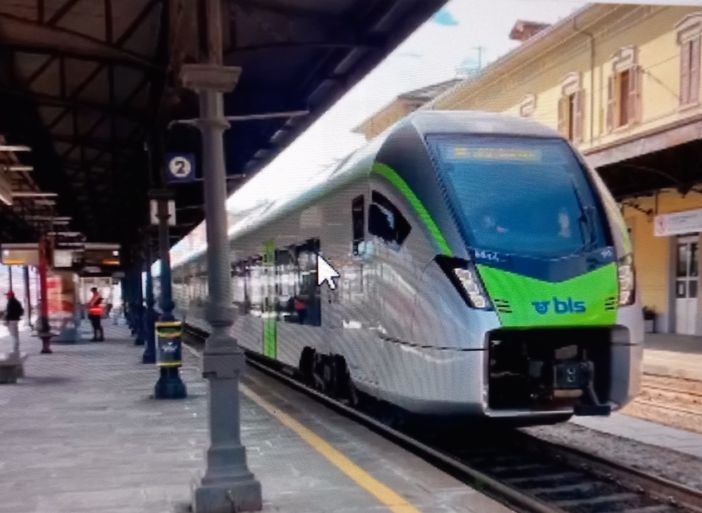 Stop alla vendita di biglietti sui treni. Bls: &quot;Danni da 6 milioni di franchi l'anno&quot;
