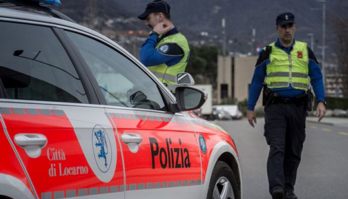 Furti sulle auto, arrestati quattro richiedenti asilo nel Mendrisiotto