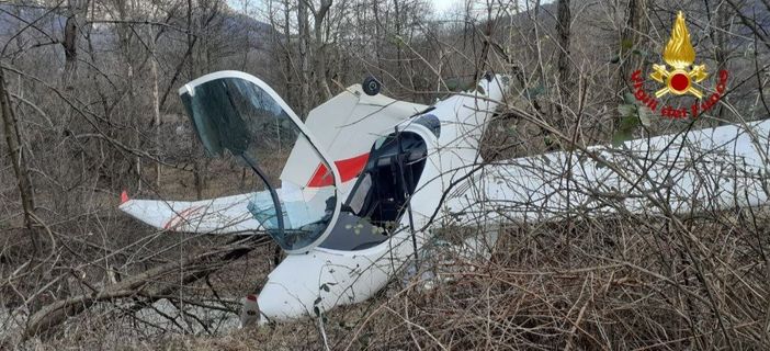 Ultraleggero precipita a Premosello, feriti i due occupanti svizzeri Ultraleggero precipita a Premosello, feriti i due occupanti svizzeri