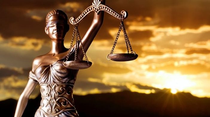 Niente estrazione a sorte per i giudici federali