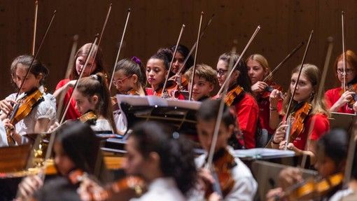 La Chiesa Collegiata di Bellinzona ospita il Concerto del Venerdì Santo La Chiesa Collegiata di Bellinzona ospita il Concerto del Venerdì Santo