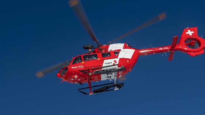 Auto contro camion a Malvaglia, in Valle di Blenio: grave un 79enne