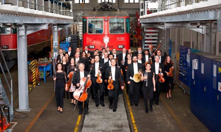 Appuntamento straordinario con l’Orchestra della Svizzera italiana nella Cattedrale delle Officine FFS di Bellinzona Appuntamento straordinario con l’Orchestra della Svizzera italiana nella Cattedrale delle Officine FFS di Bellinzona