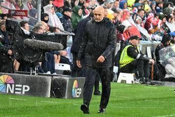 Spalletti, addio alla Nazionale. Il ct esonerato: "Non volevo mollare" Spalletti, addio alla Nazionale. Il ct esonerato: "Non volevo mollare"